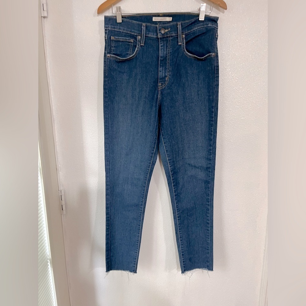 Levis Strauss, mile high super skinny 31 Raw Hem ankle boot